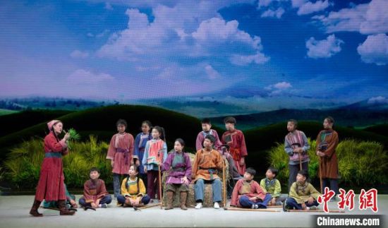 《国家的孩子》内蒙古巡演收官：演出15场，超1.5万人次观演